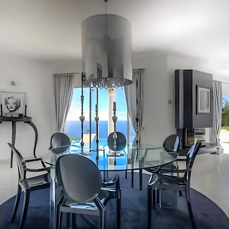 De Luxe A Beausoleil