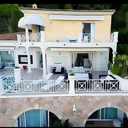 Villa De Luxe A